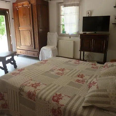 Chez Isabelle Et Polo Apartamento Le Mayne